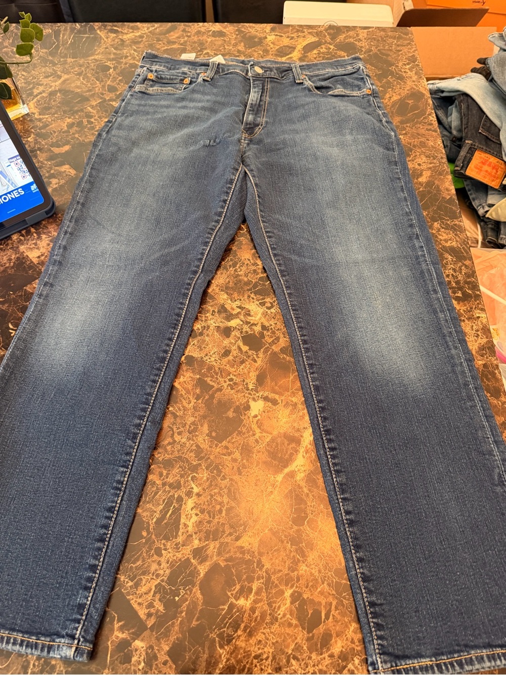 Levi’s Premium 541 Athletic Taper Jeans Men’s 36x32 Blue Stretch Denim Style 181 - Picture 3 of 10